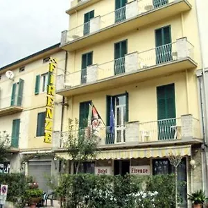 https://hotel-firenze-viareggio.it-tuscanyhotel.com